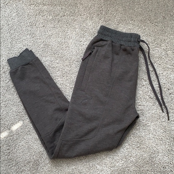 size 28 joggers